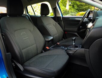 FORD FOCUS Combi 1.5d ACTIVE 2022 - LED-KAMERA-NAVI-ŤAŽNE - 11