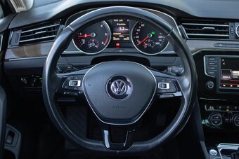 VW Volkswagen Passat Variant 2.0 TDI DSG - 11