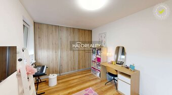 HALO reality - Predaj, trojizbový byt s pozemkom 200m2, Nová - 11
