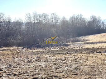 Stavebné pozemky v obci Ižipovce na predaj - 11