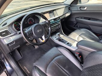 Kia Optima Hybrid - 11