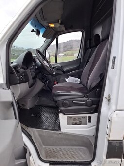 Mercedes-Benz Sprinter 211 - 11
