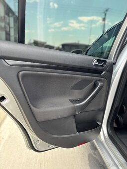 Volkswagen Golf 6 Variant - 11