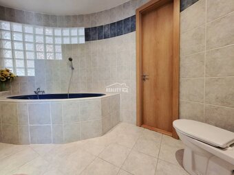 Exkluzívne na predaj 5-izbový byt 150 m2, Rajecké Teplice - - 11