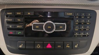 Mercedes Benz B 180 - 11