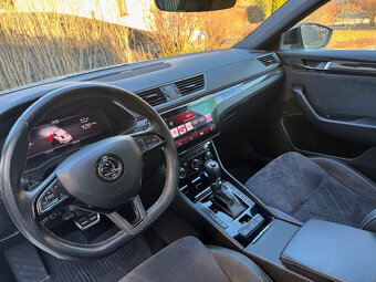 Škoda Superb 2.0 TDi 4x4 Sportline - 11