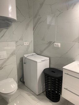 Zariadený 1-izb.byt v novostavbe RD, Nitra, Čermáň - 11