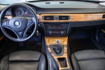 BMW Rad 3 Touring 320 d - 11