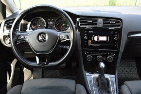Volkswagen Golf kombi_2.0_TDI_DSG HIGHLINE_LED_2019_SR - 11