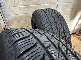 215/60R17 zimne - 11