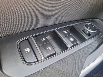 Kia Ceed 1.0 T-GDi Gold - 25 tis km, v záruke, kúp v SR - 11