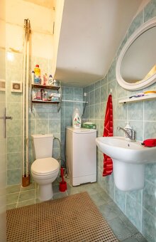 5-izbový RD v obci MADUNICE,o výmere 240 m2, pozemok 706 m2 - 11