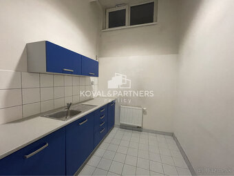 Kancelárske priestory na prenájom v centre Nitry - 11