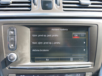 Renault Kadjar Energy dCi 110 Intens A6 - 11