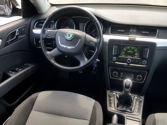 ŠKODA SUPERB COMBI 1.6 TDI CR 77KW  •  03.2012  • Pekný stav - 11