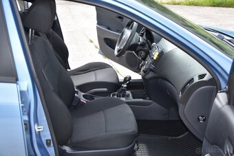 Hyundai i30 1.4 16V - 11