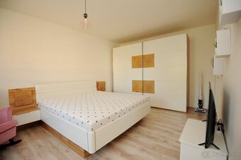 Slnečný 3 izbový byt po čiastočnej rekonštrukcii NA PREDAJ - 11