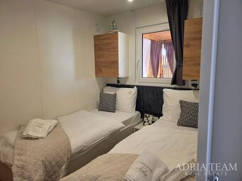 CHORVATSKO,   🌟 AKCIOVÁ CENA KOMPLETNE ZARIADENÝ MOBILNÝ D - 11