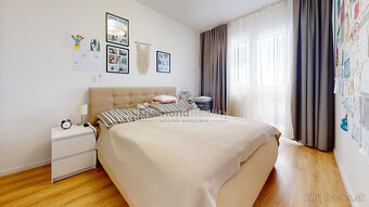 NA PREDAJ VEĽKÝ 4 IZBOVÝ BYT - 96 M2 - DVE LODŽIE, VIEDENSKÁ - 11