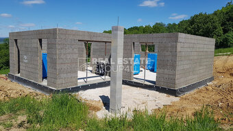 ZAHÁJENÁ VÝSTAVBA - 4IZ BUNGALOV V POVAŽSKEJ BYSTRICI - 11