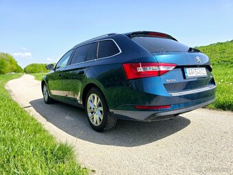 ŠKODA SUPERB 3  COMBI 2.0 TDI DSG - 11