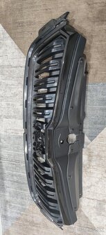 Škoda kamiq maska chladiča Kamiq monte Carlo 658 - 11