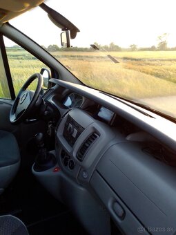 Predam Opel Vivaro long - 11