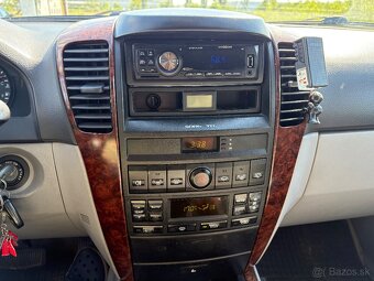 KIA Sorento 2,5 CRDI 103kw automat - 11