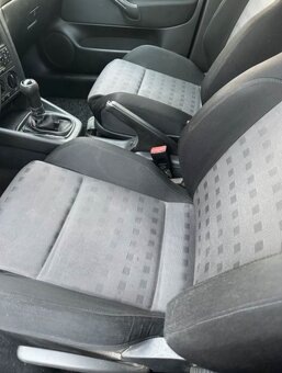 VW GOLF 1.9 SDi 50kw - 11