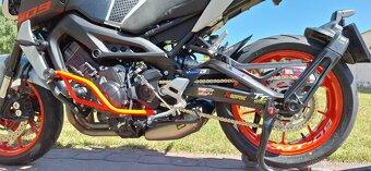 Yamaha MT 09 AKRAPOVIČ - 2020 - 11