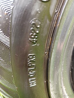 R15 195/65 - 11