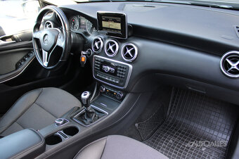 Mercedes-Benz A180 1,6 i 90 kW - 11