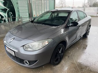 Renault Fluence 1.6 2012 - 11