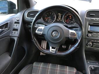 VOLKSWAGEN GOLF 6 GTI 2.0 TFSI TURBO Benzín - 11