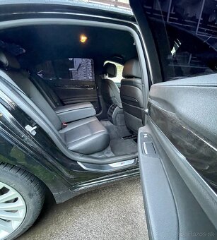BMW 740d xDrive 230 kW, PÔVODNÝ LAK,175xxxkm, FACELIFT - 11