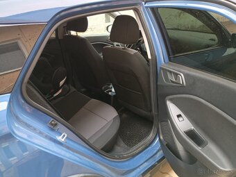 Hyundai i 20 Active - 11