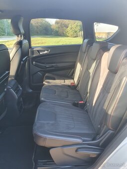 Predám Ford S-max ST line 2.0 Tdci M6 - 11