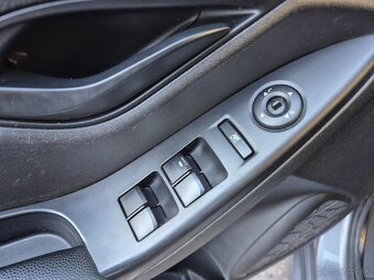 Hyundai ix20 1,4CRDi Comfort - 11