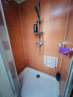 Na predaj 5-izbový byt po kompletnej rekonštrukcii v centre  - 11