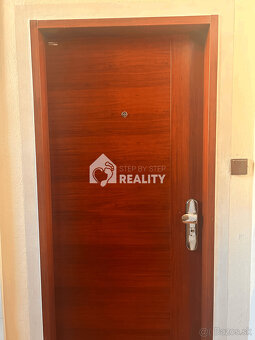 Slnečný 3-izbový byt na predaj. - 11