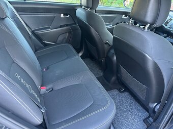 KIA SPORTAGE 1.7CRDI 2014 - 11