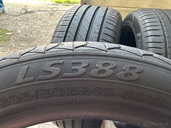 205/50R17 letne - 11