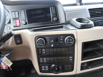 MAN TGX 18.460,E6,MEGA,Automat,Tank 960 L,447577 Km - 11