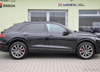 Audi Q8 50TDI Q S-LINE TOP VÝBAVA ČR 210 kw - 11