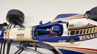1:18 WILLIAMS FW18 1996 - 11