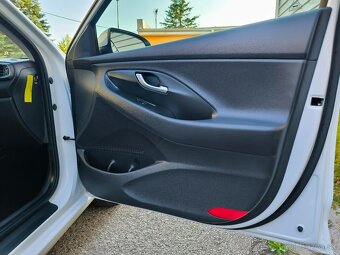 Hyundai i30 1.5i Comfort 2020 1.majiteľ (Možný odpočet DPH) - 11
