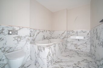 Luxusný 3-izbový byt 119 m2 s terasou, Apartmány Patrónka - 11