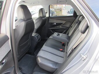 Peugeot 3008 2.0 BlueHDi S&S Allure - 11