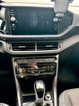 Volkswagen T-Cross 1.0 TSI 110k Style DSG - 11