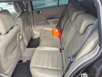 RENAULT MEGANE 1.9 dCi KOMBI - 11